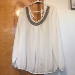 Maurice’s white long sleeve blouse